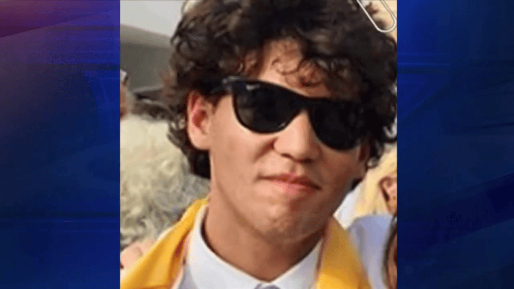 Search called off for Louisiana high school graduate after falling overboard from a boat in the Bahamas, Coast Guard says - Vimarsana News