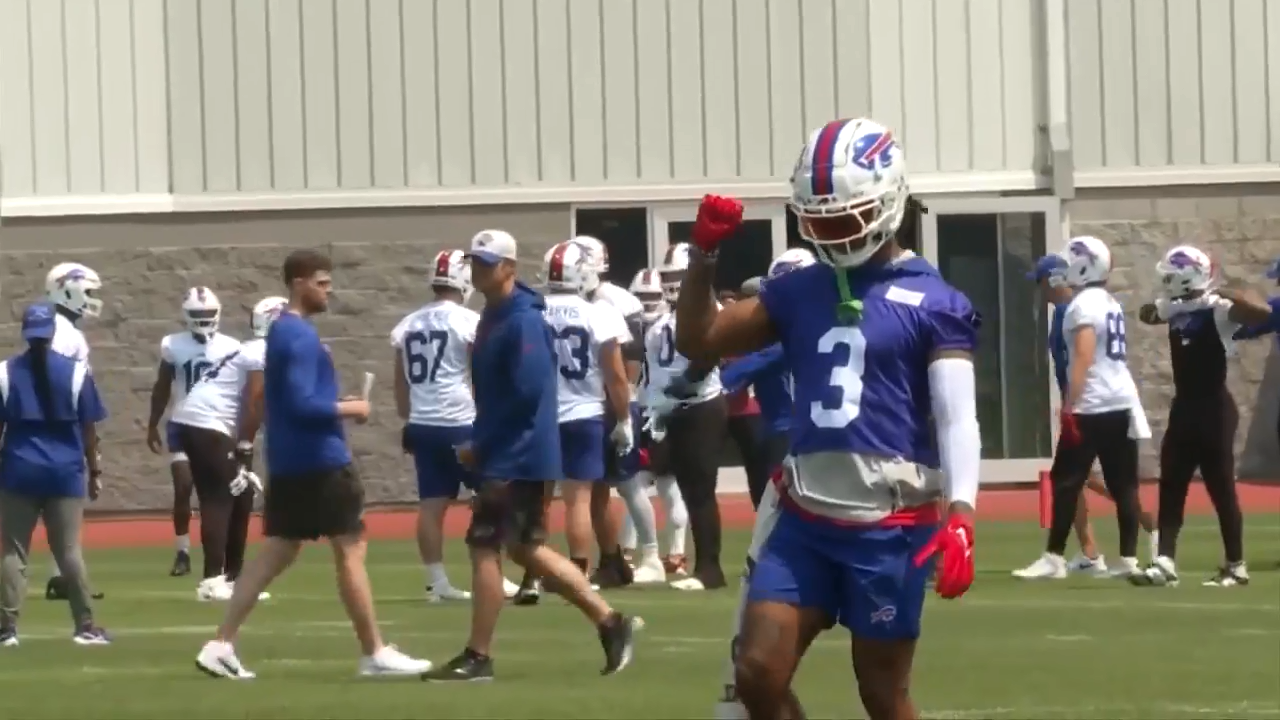 Damar Hamlin takes one more phase in comeback as he places on pads at Buffalo Costs follow – WSVN 7Information | Miami News, Weather, Sporting activities | Fort Lauderdale