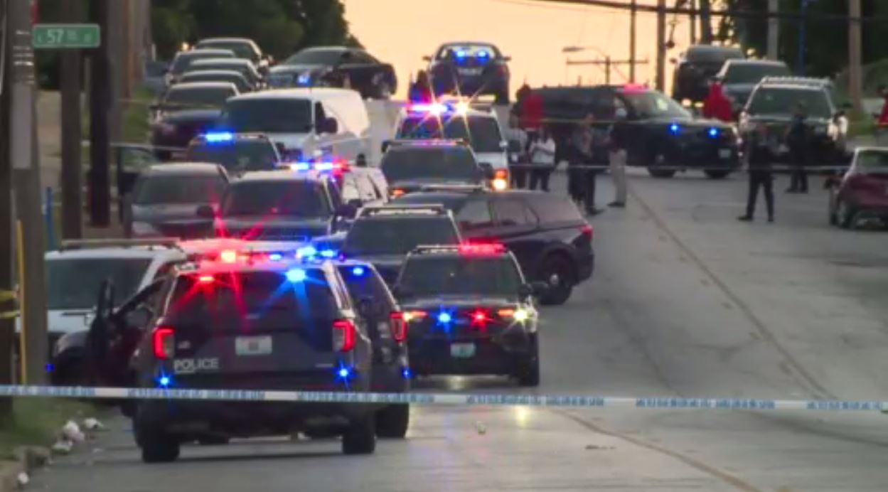 At least 3 dead, 5 injured in early morning shootings in Kansas City, Missouri WSVN 7News