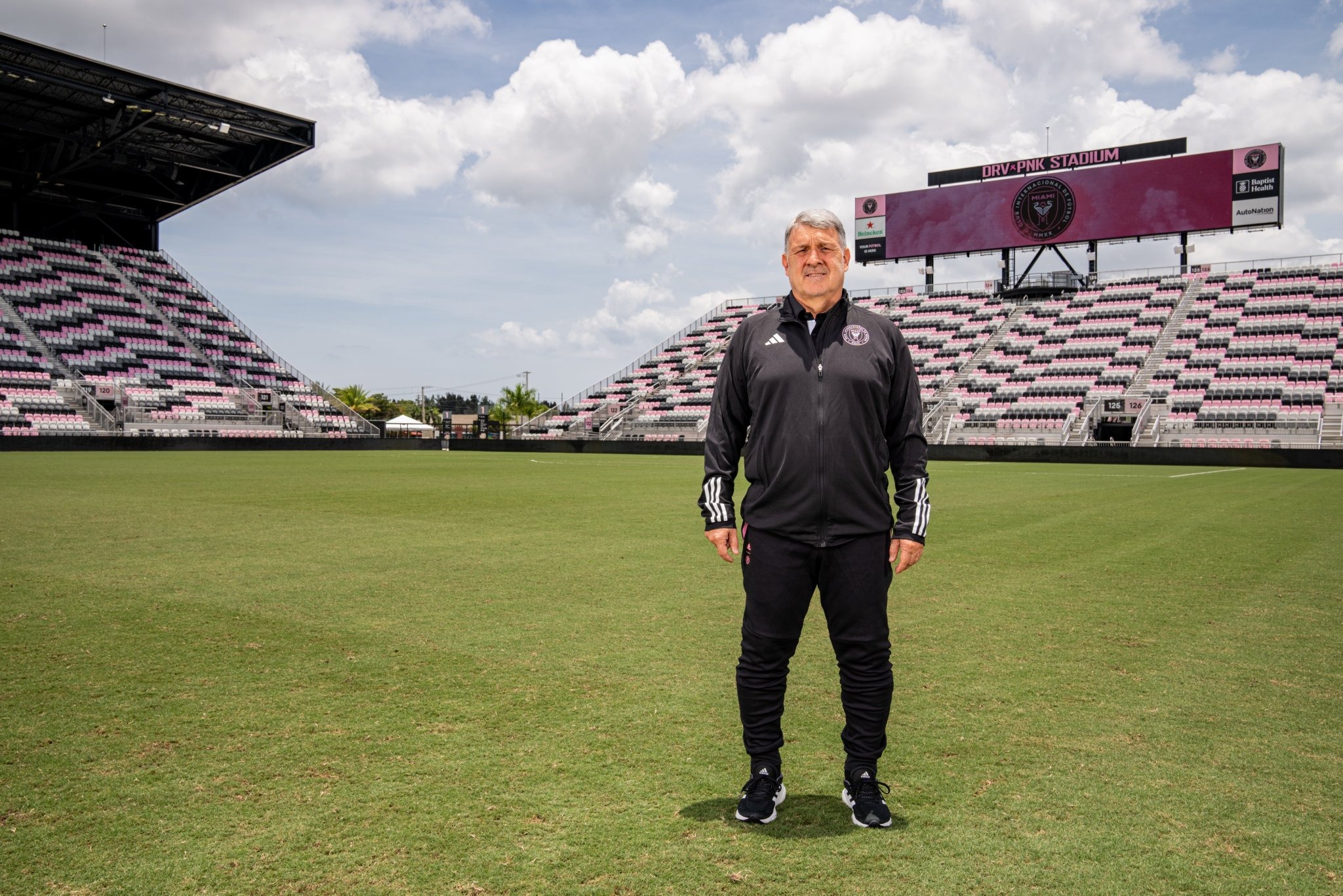 Inter Miami confirms using the services of of Tata Martino, reuniting him with Lionel Messi – WSVN 7News | Miami News, Weather, Sports | Fort Lauderdale