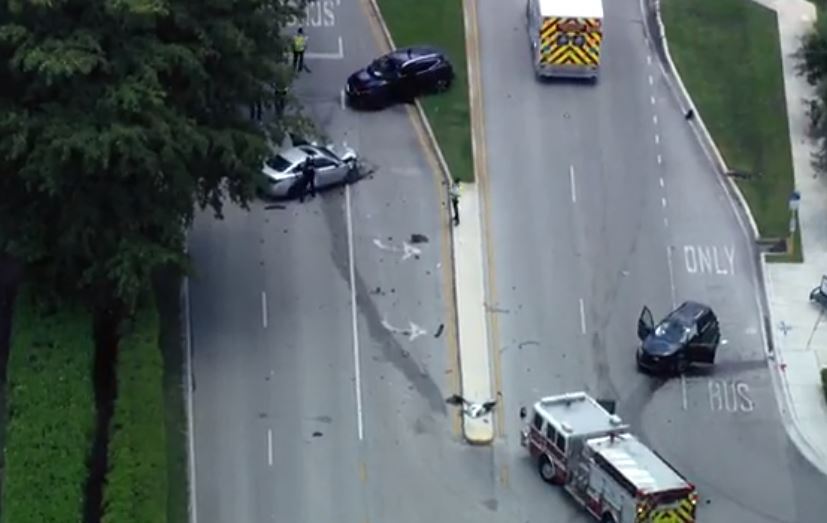 4 Injured 3 Hospitalized After 3 Car Crash In Pembroke Pines Wsvn 4 Injured 3 Hospitalized After 3 Car Crash In Pembroke Pines Wsvn