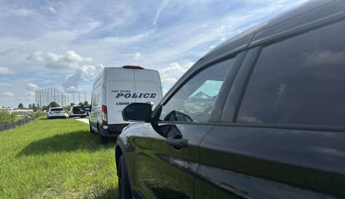 5 teens were killed in a car that swerved off a road and sank in a Florida pond - WSVN 7News | Miami News, Weather, Sports - Vimarsana News
