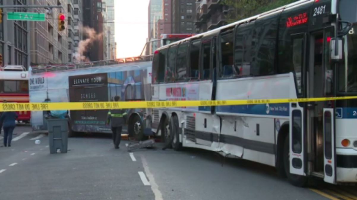 Doubledecker bus collides with second bus in Manhattan; 18 taken to