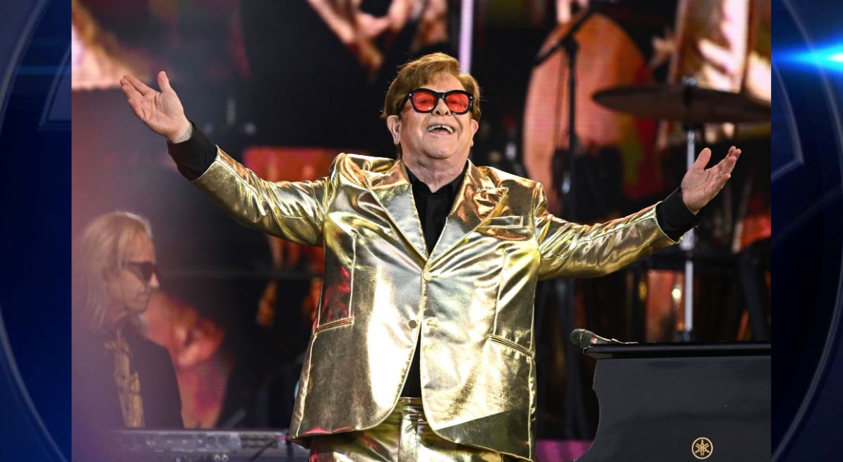 ‘Tonight is the final night’ Elton John says goodbye to over 50 years