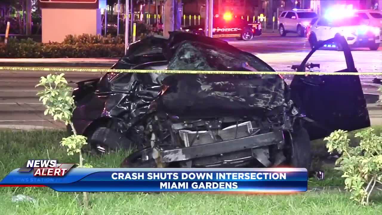 At least 1 airlifted following crash in Miami Gardens  WSVN 7News  Miami News Weather Sports  Fort Lauderdale