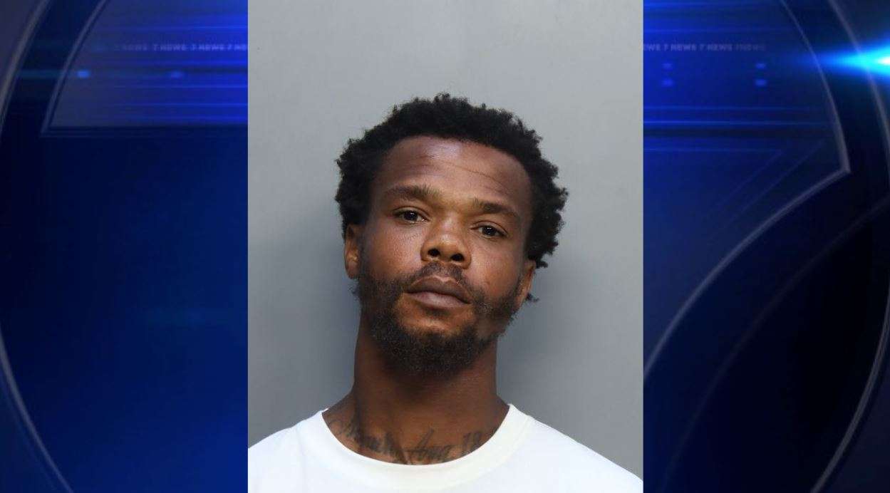 Miami man charged with aggravated battery and burglary after allegedly ...