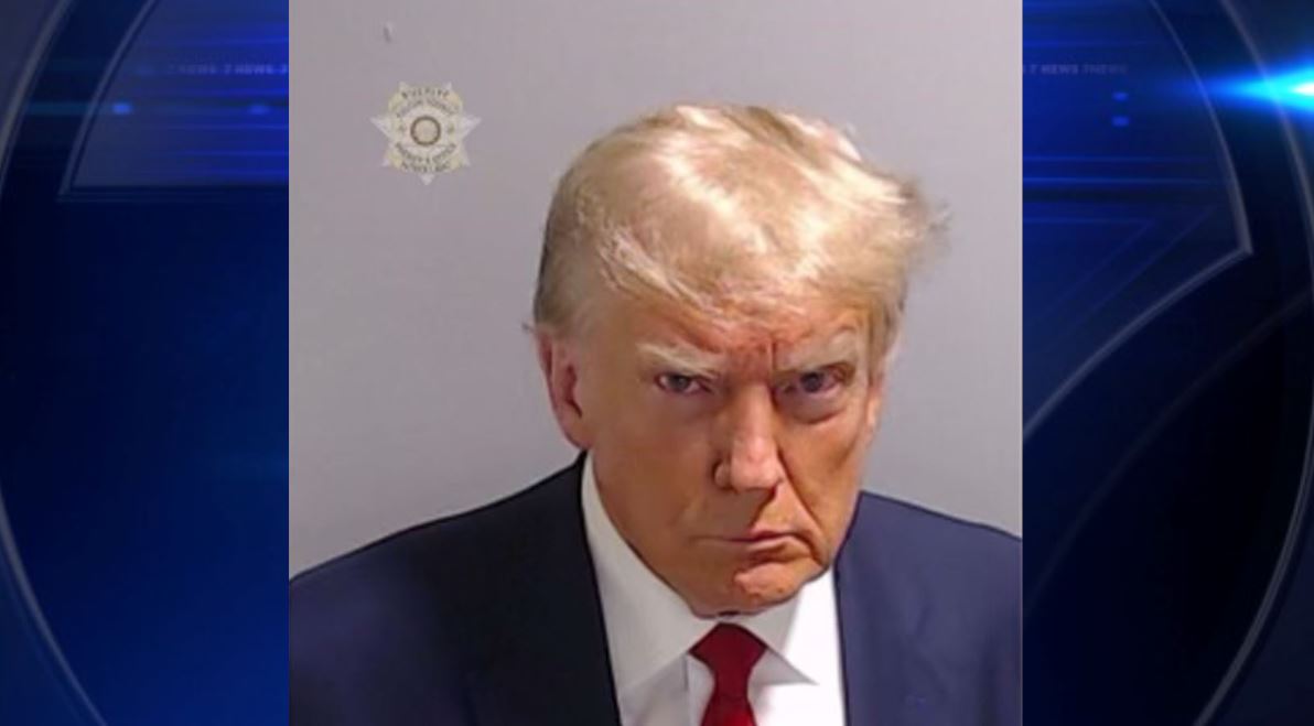 Trump surrenders at Atlanta jail on election charges then is quickly released on 200000 bond  WSVN 7News  Miami News Weather Sports  Fort Lauderdale