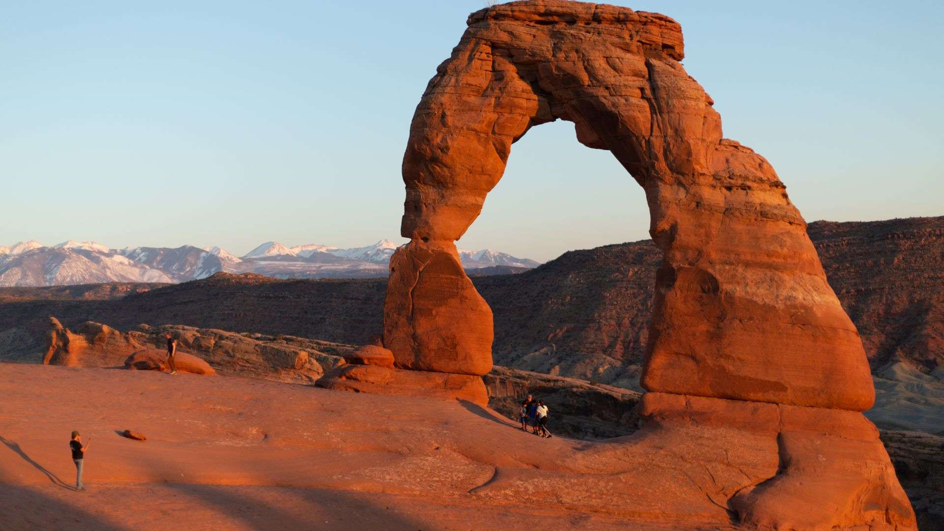 Texas man on trip to spread father's ashes dies of heat stroke in Utah's Arches National Park - WSVN 7News | Miami News, Weather, Sports - Vimarsana News