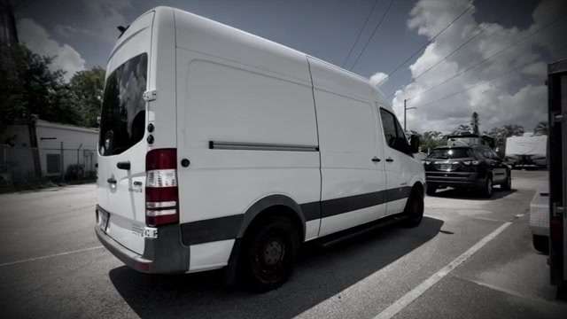 Mechanic had woman's dog grooming business van for nearly 2 years - WSVN 7News | Miami News, Weather, Sports - Vimarsana News