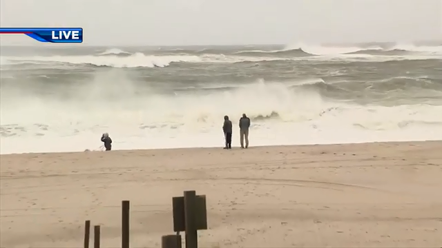 Storm Lee bears down on New England and Canada with hurricane-force winds, rain, dangerous surf - WSVN 7News | Miami News, Weather, Sports - Vimarsana News