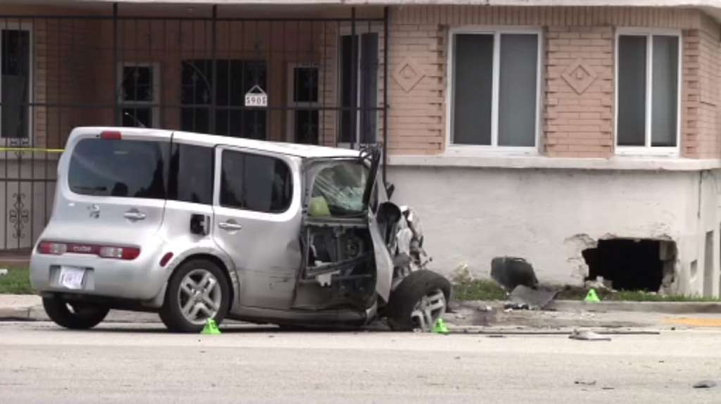 Man killed after car hits utility pole, slams into house in SW Miami-Dade, witnesses say – WSVN 7News | Miami News, Weather, Sports