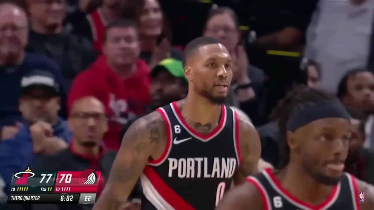 Damian Lillard becomes first player in NBA history to score over