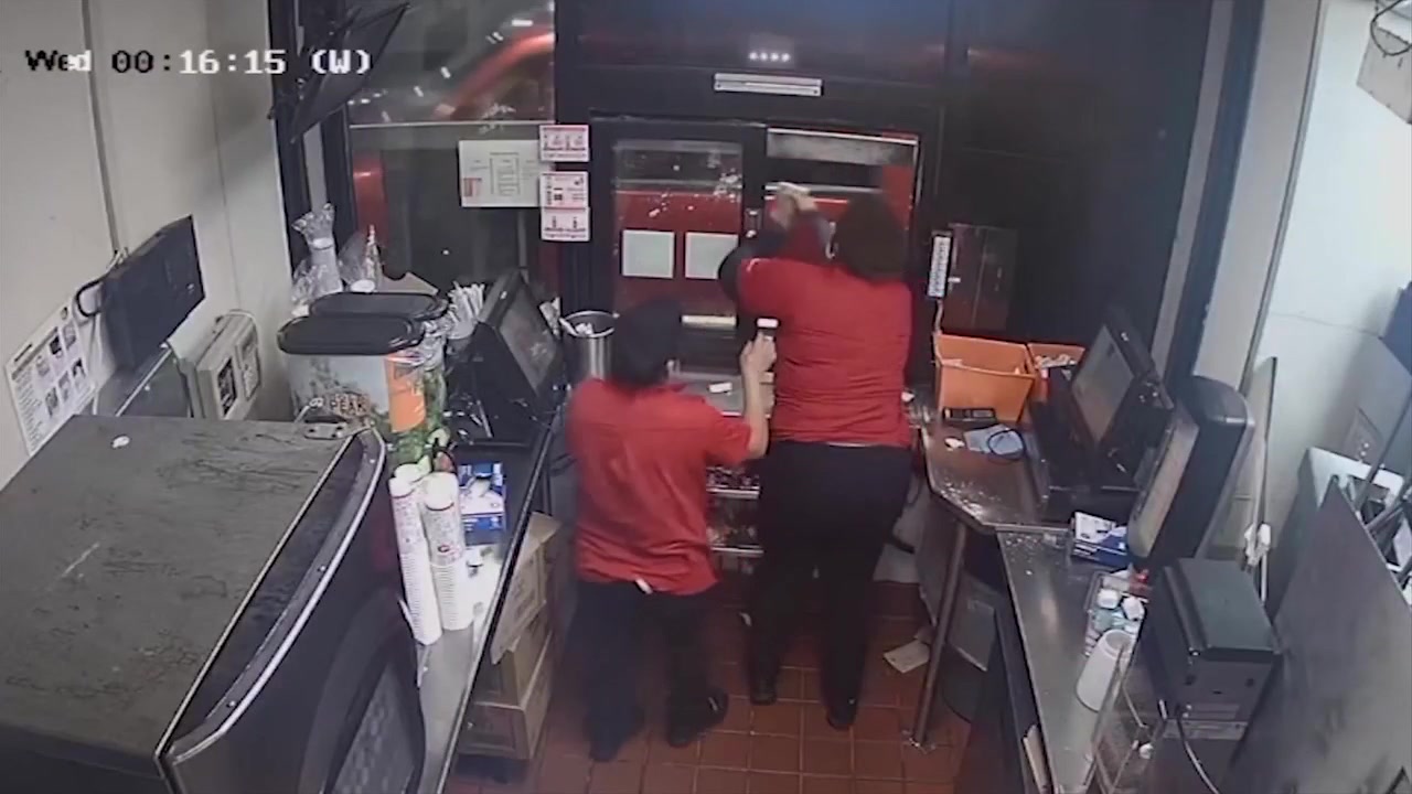 JackintheBox employee shoots at customers over missing curly fries