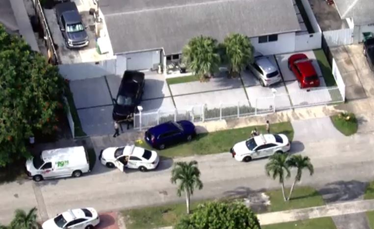 Woman shot by man who turned gun on himself at SW MiamiDade home has died police say  WSVN 7News  Miami News Weather Sports  Fort Lauderdale