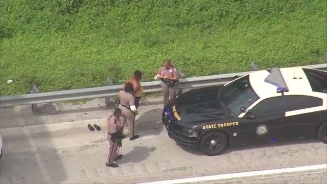 2 in custody after brief police pursuit involving stolen car ends near ...