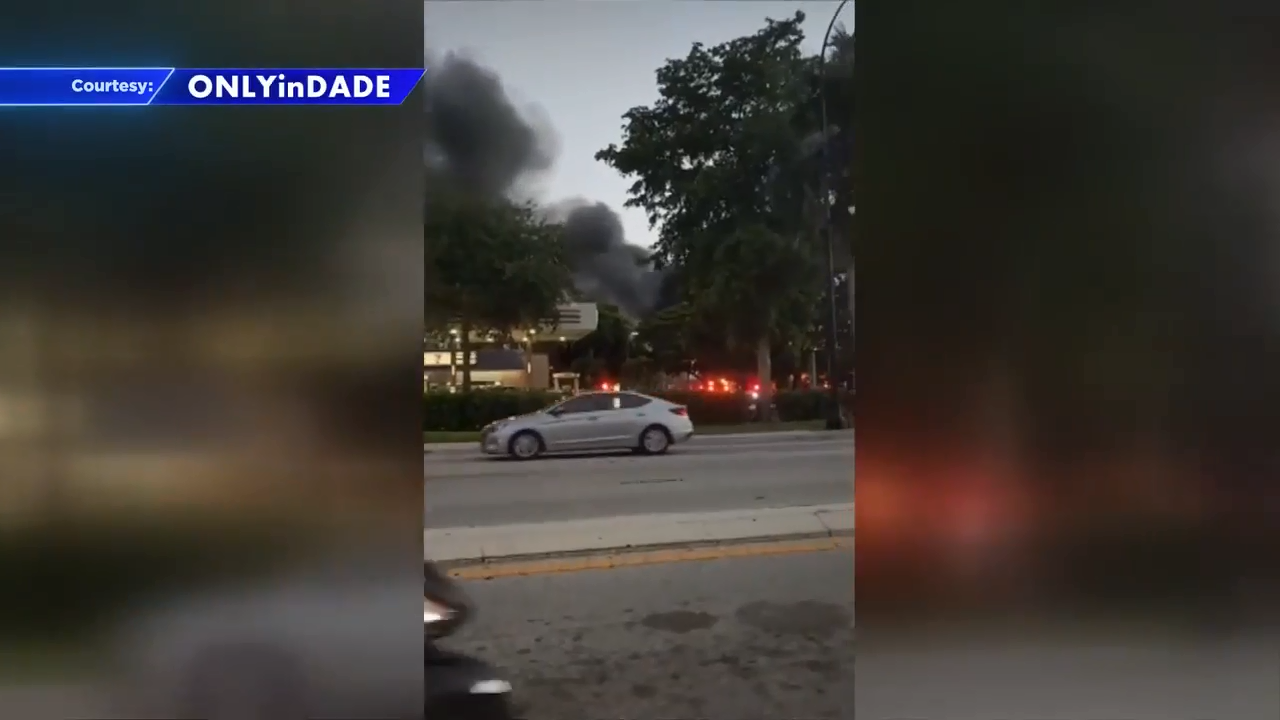 Trailer fire displaces family in Hallandale Beach WSVN 7News Miami
