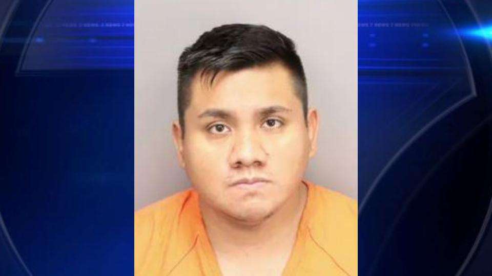 Clearwater Police officer accused of sexual battery on tourist - WSVN 7News | Miami News, Weather, Sports - Vimarsana News