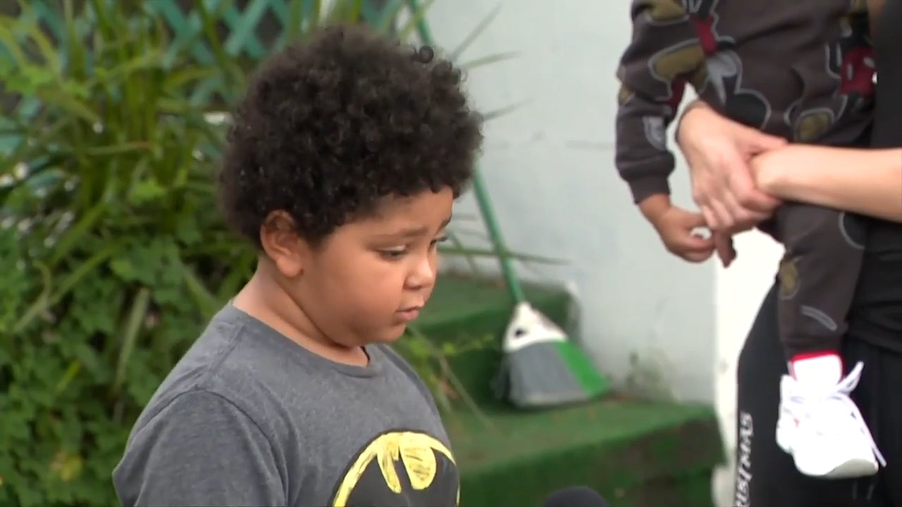 Mother distraught over alleged abuse of 5-year-old son by teacher's aide at Dania Beach school - WSVN 7News | Miami News, Weather, Sports - Vimarsana News