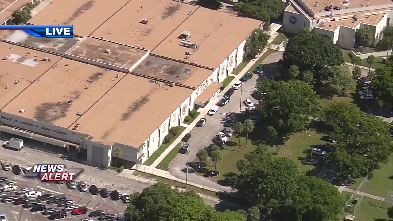 Lockdown lifted at Boyd Anderson High School on lockdown after report