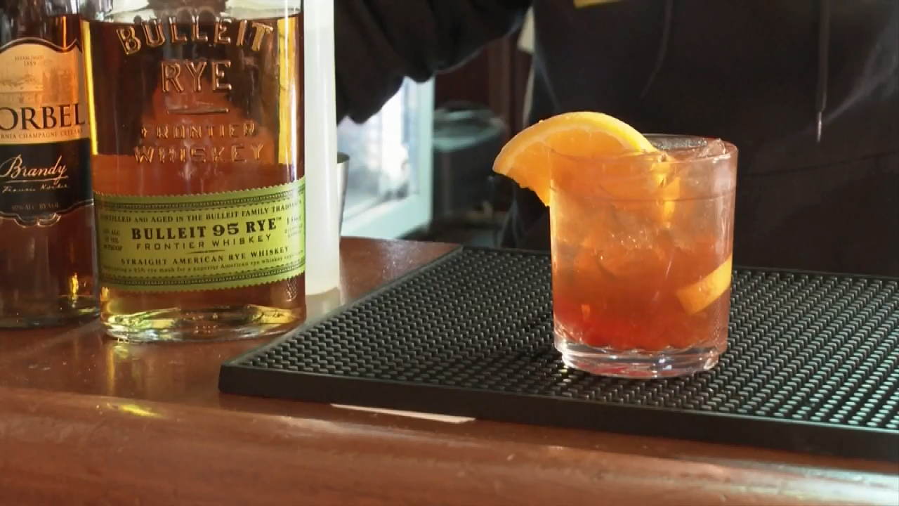 In Wisconsin, old fashioneds come with brandy. Lawmakers make it somewhat official - WSVN 7News | Miami News, Weather, Sports - Vimarsana News