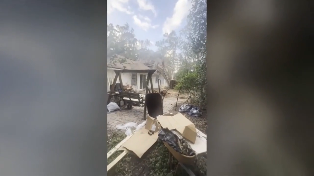 Massive tree crash leaves Jacksonville homeowner with costly