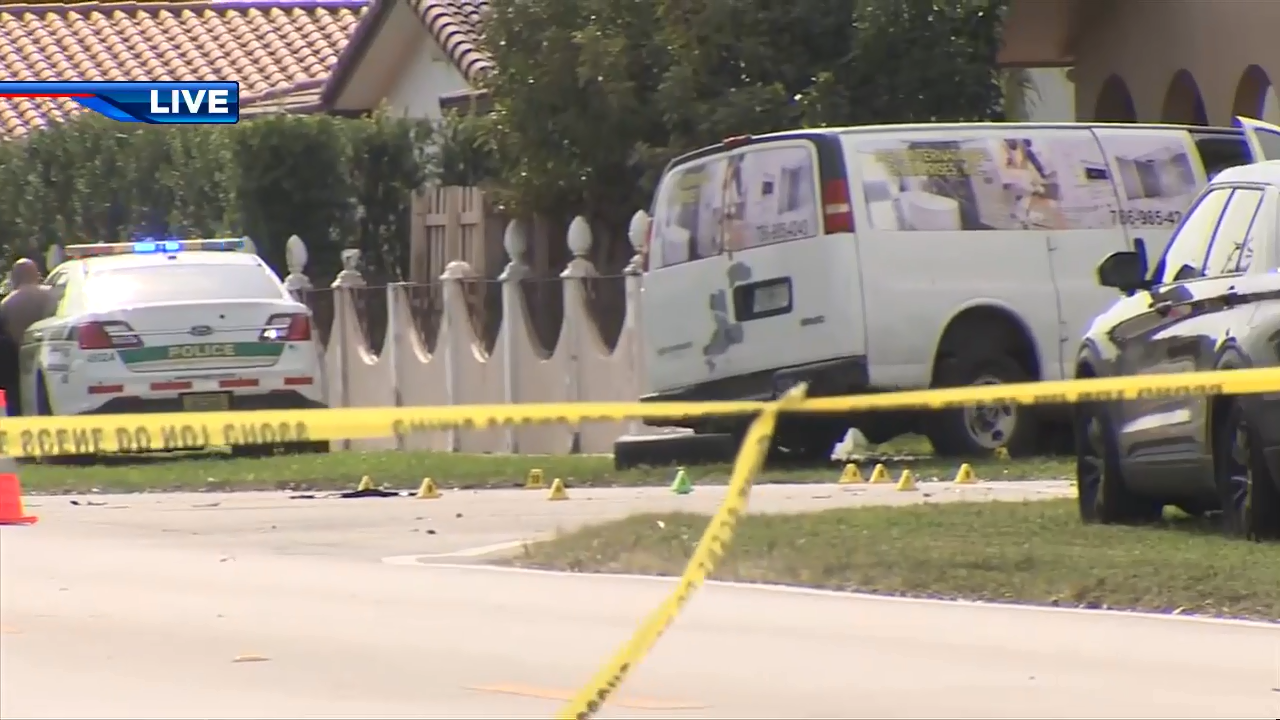 Police investigation underway after convenience store theft leads to fatal crash; 2 in critical condition - WSVN 7News | Miami News, Weather, Sports - Vimarsana News