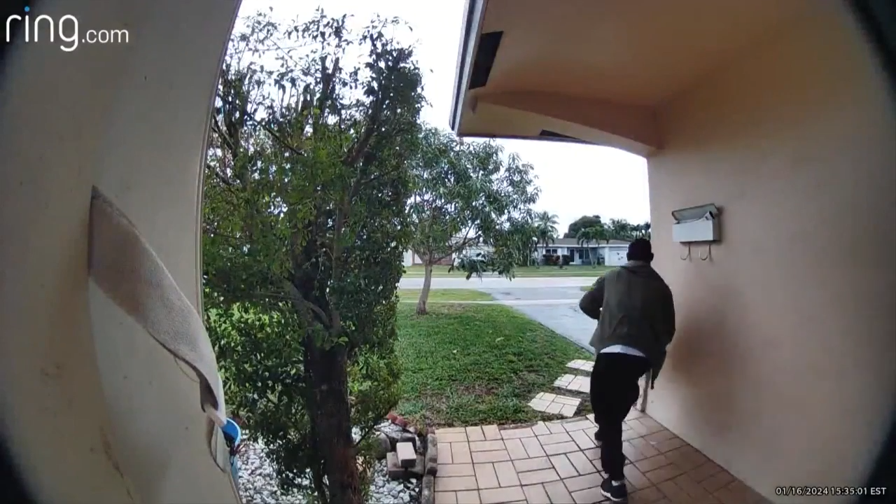 BSO searching for man seen swiping 3 boxes from North Lauderdale home ...