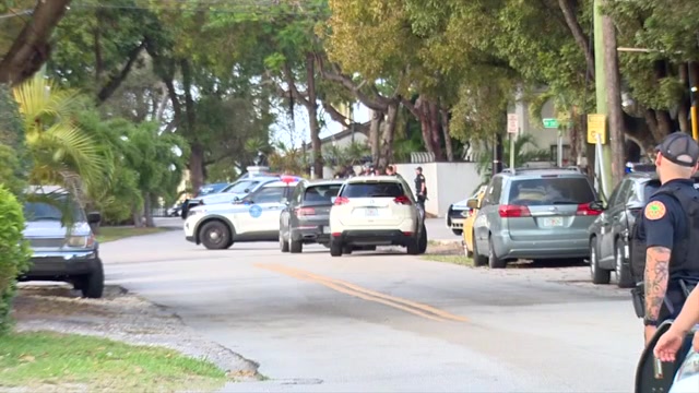 Subject broke into Miami home with someone inside, police say – WSVN 7News | Miami News, Weather, Sports