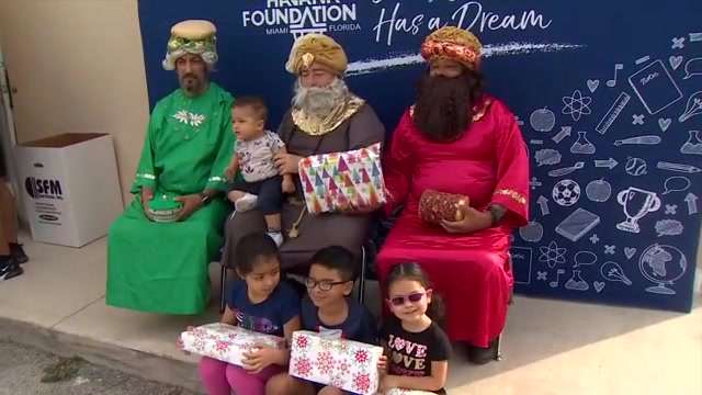 Kiwanis Club of Little Havana hosts 39th Three Kings Day giveaway for underprivileged children - WSVN 7News | Miami News, Weather, Sports - Vimarsana News