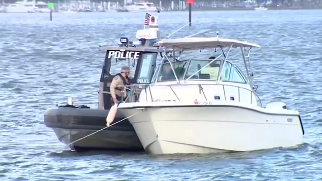 2 seriously injured in boat crash near Broad Causeway in North Miami – WSVN 7News | Miami News, Weather, Sports