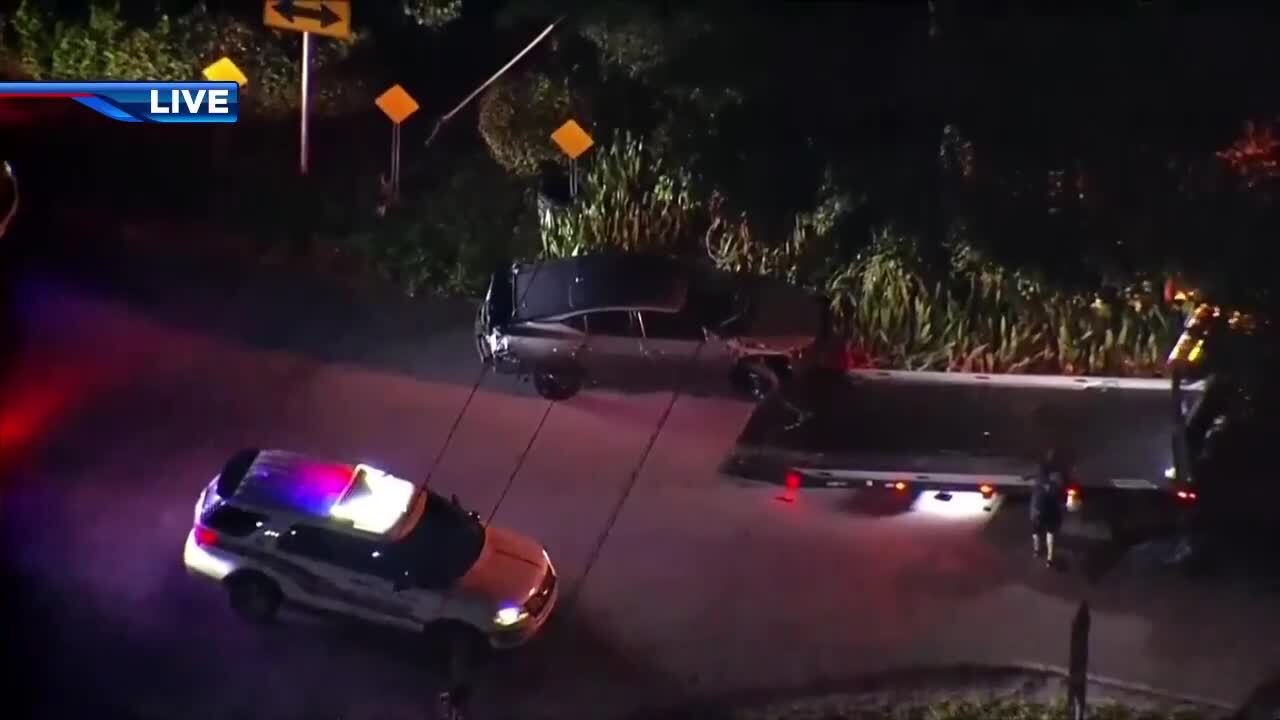Police respond to North Miami neighborhood after car crashes into wall – WSVN 7News | Miami News, Weather, Sports
