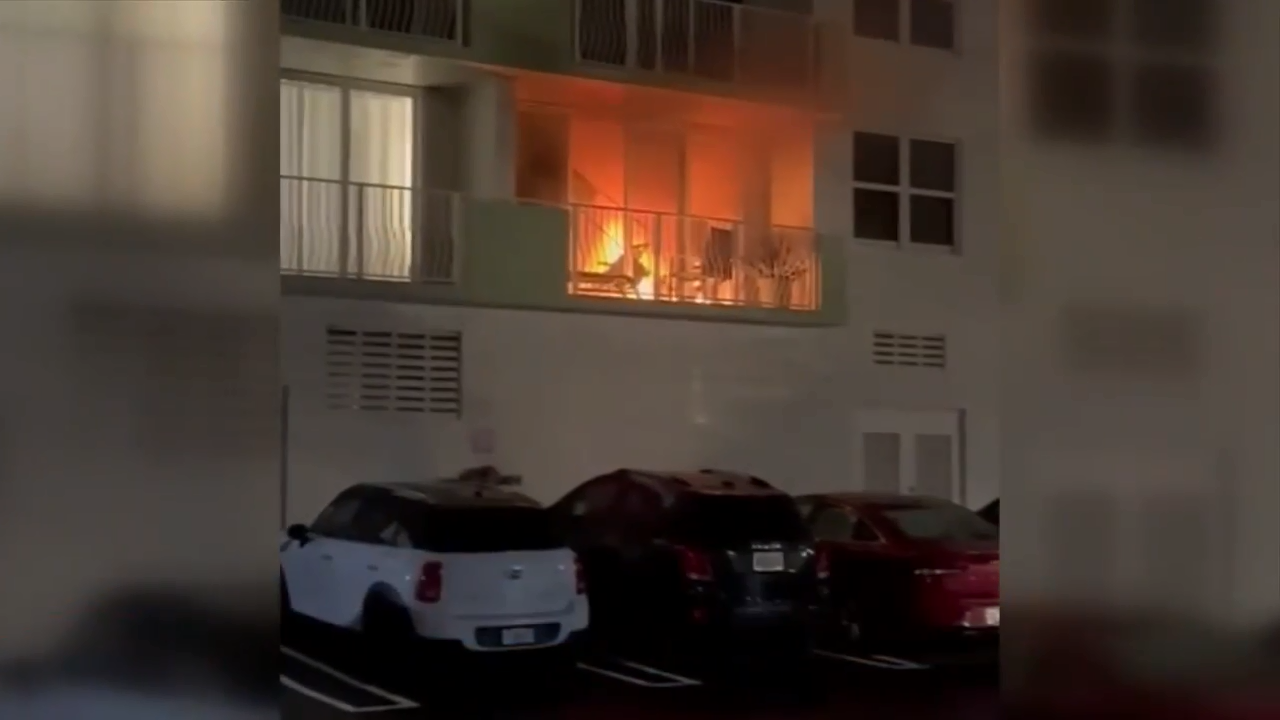 Residents briefly evacuated from Bay Harbor Islands apartment after fire breaks out on 2nd floor