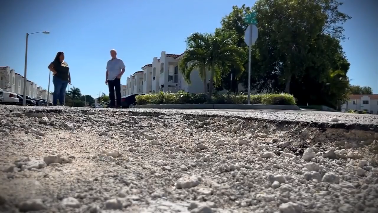 Cannot get potholes repaired - WSVN 7News | Miami News, Weather, Sports - Vimarsana News