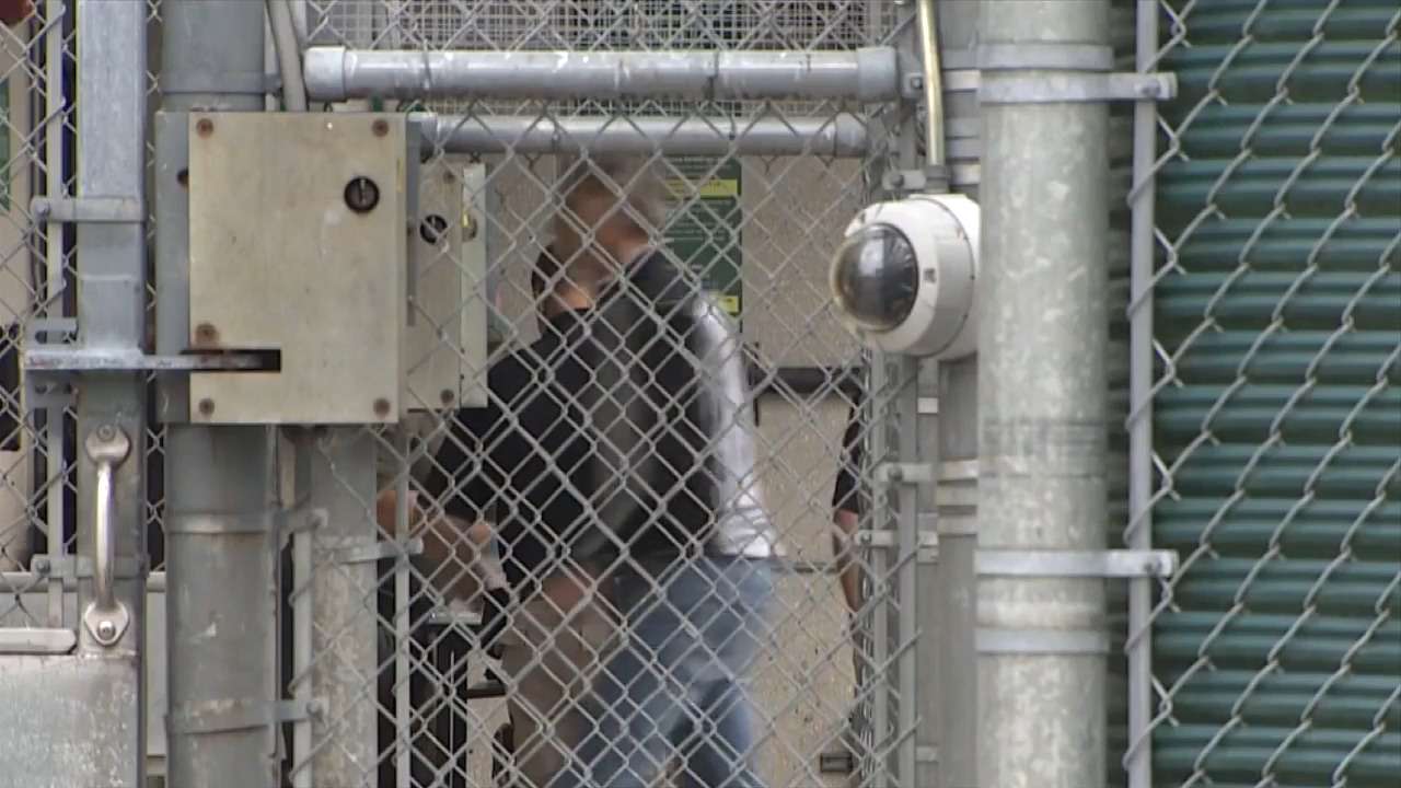 Parents of former OnlyFans model charged with murdering boyfriend arrive at TGK - WSVN 7News | Miami News, Weather, Sports - Vimarsana News