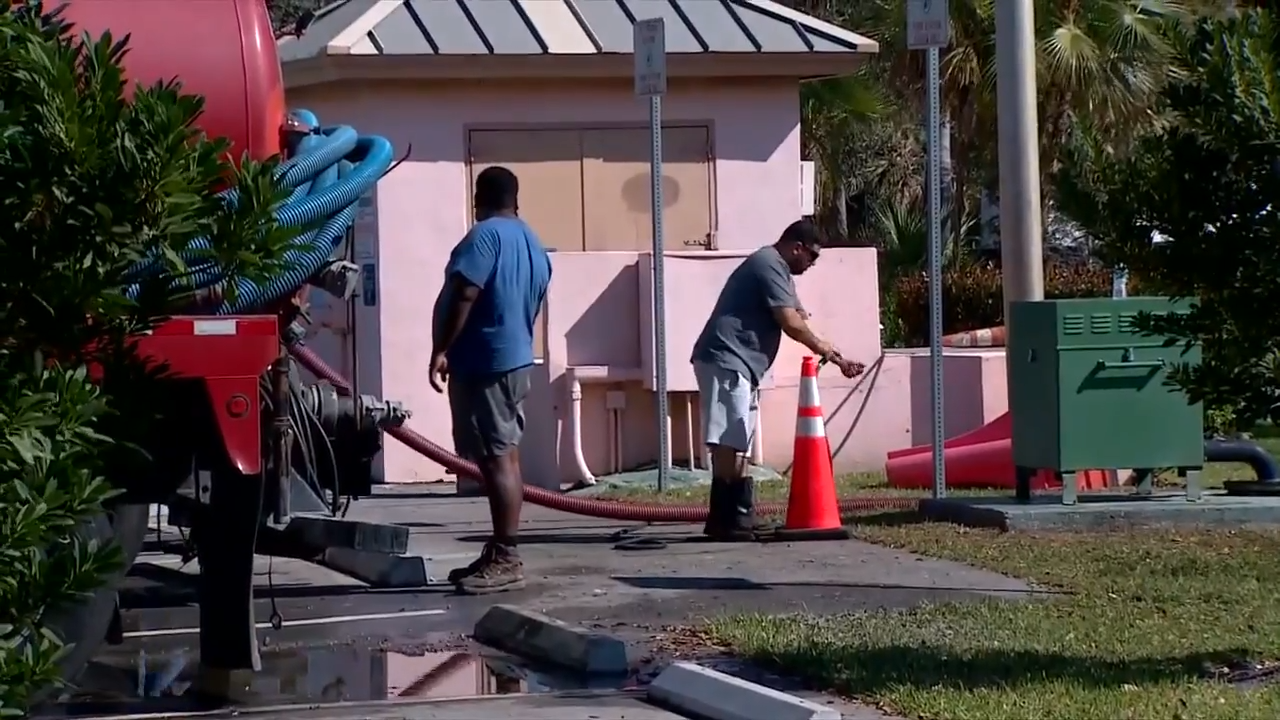 Precautionary waterway advisory in effect in Fort Lauderdale following sewage spill at George English Lake - WSVN 7News | Miami News, Weather, Sports - Vimarsana News
