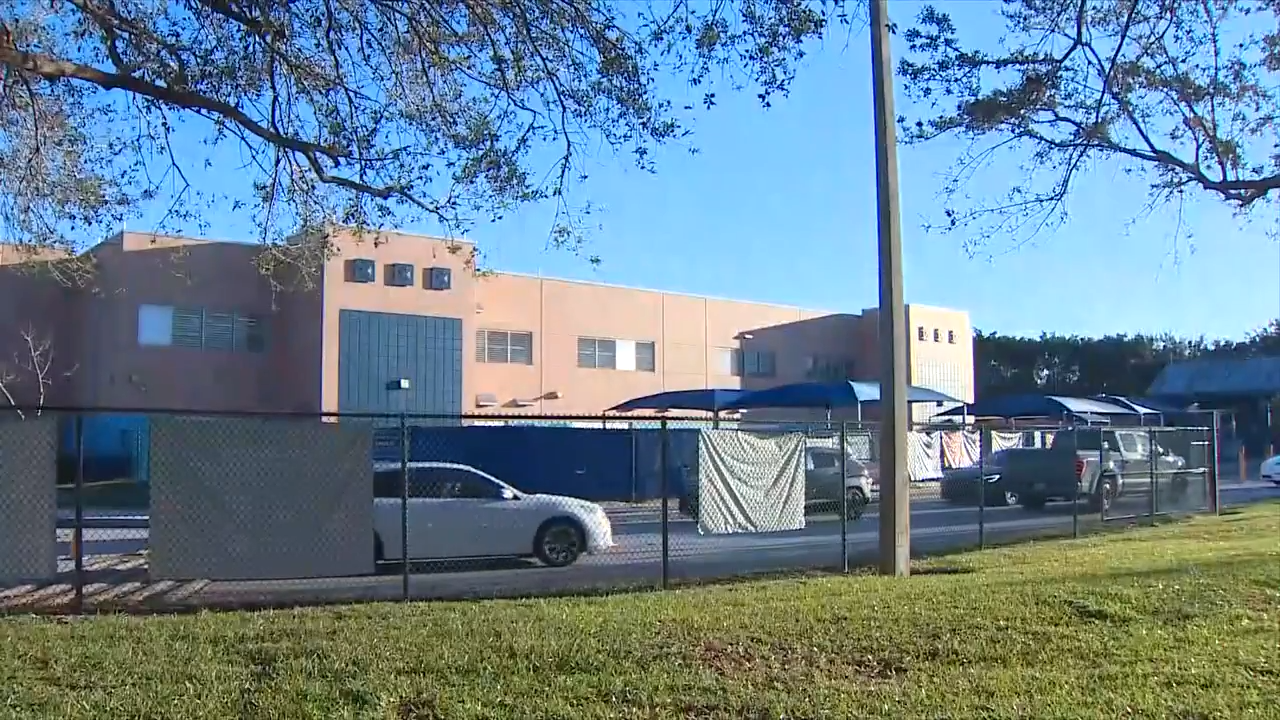 Students return to Manatee Bay Elementary  following 6 confirmed cases of measles - WSVN 7News | Miami News, Weather, Sports - Vimarsana News