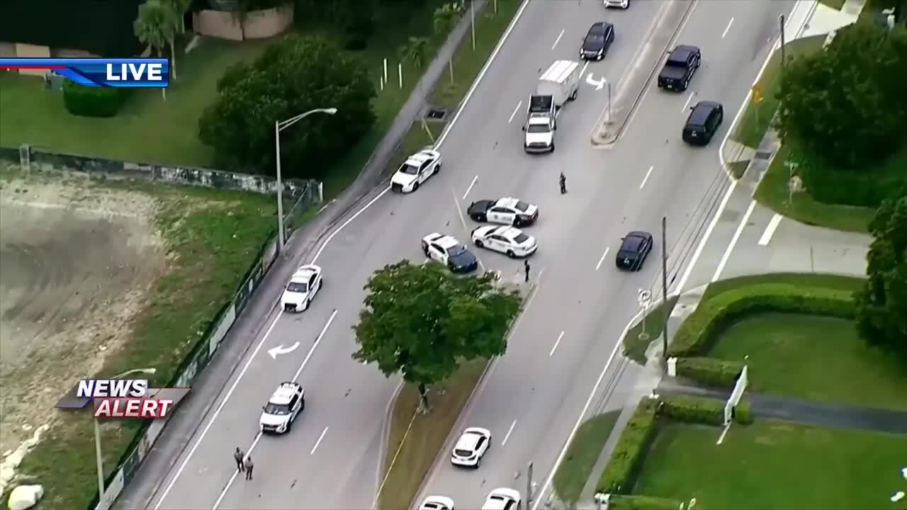Hit-and-run in SW Miami-Dade prompts police investigation after victim shoots driver; 1 detained – WSVN 7News | Miami News, Weather, Sports