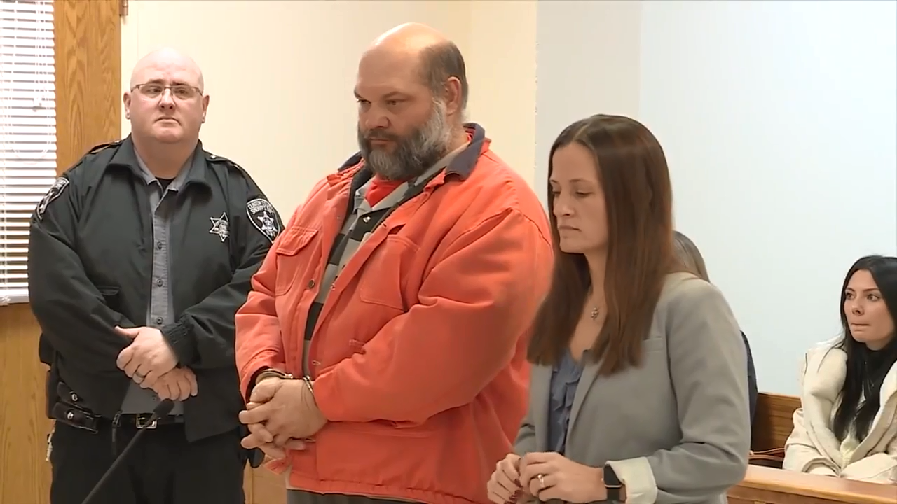 Man fired from upstate New York hospital pulled over with loaded shotgun near facility - WSVN 7News | Miami News, Weather, Sports - Vimarsana News