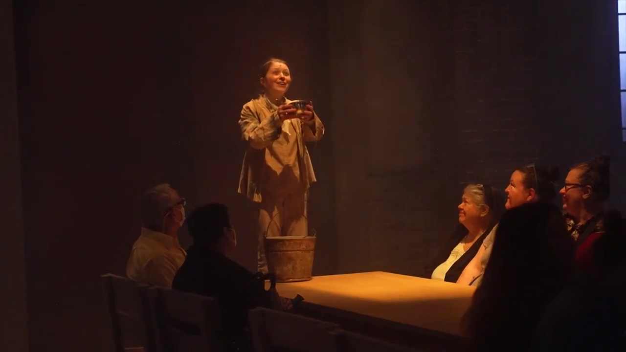 Dive into Area Stage Company's immersive new production of 'Oliver!' at Adrienne Arsht Center - WSVN 7News | Miami News, Weather, Sports - Vimarsana News
