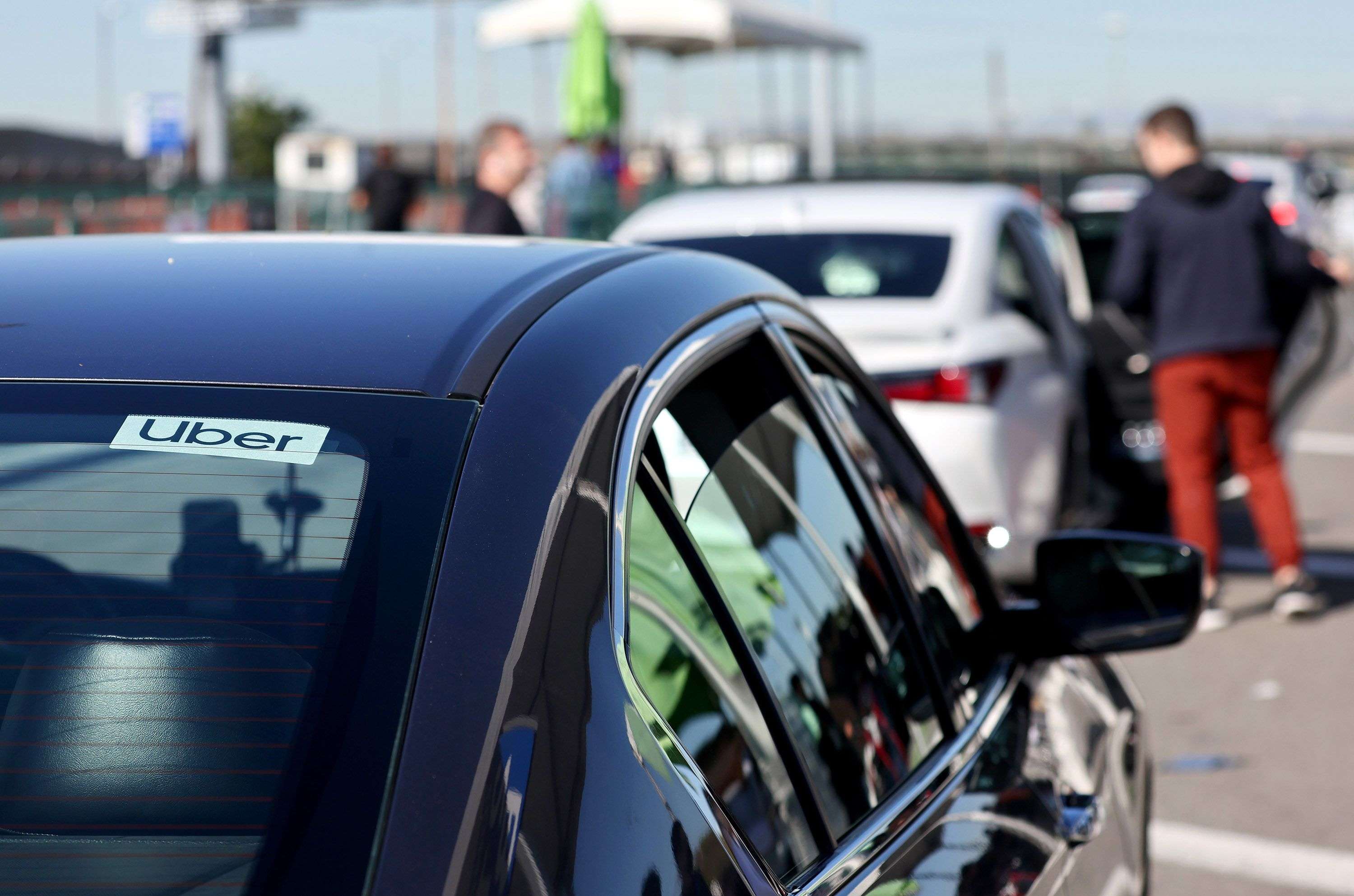 Uber, Lyft and Deliveroo workers in US and UK plan Valentine's Day strike - WSVN 7News | Miami News, Weather, Sports - Vimarsana News
