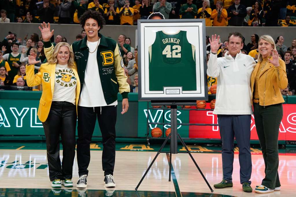 Brittney Griner’s No. 42 jersey officially retired by Baylor women’s