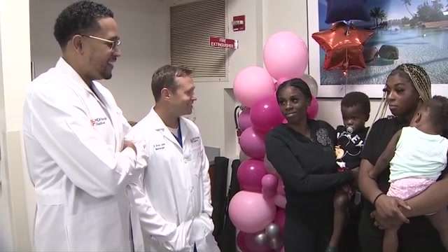 Patient in groundbreaking brain surgery reunites with medical team at HCA Florida Westside Hospital - WSVN 7News | Miami News, Weather, Sports - Vimarsana News