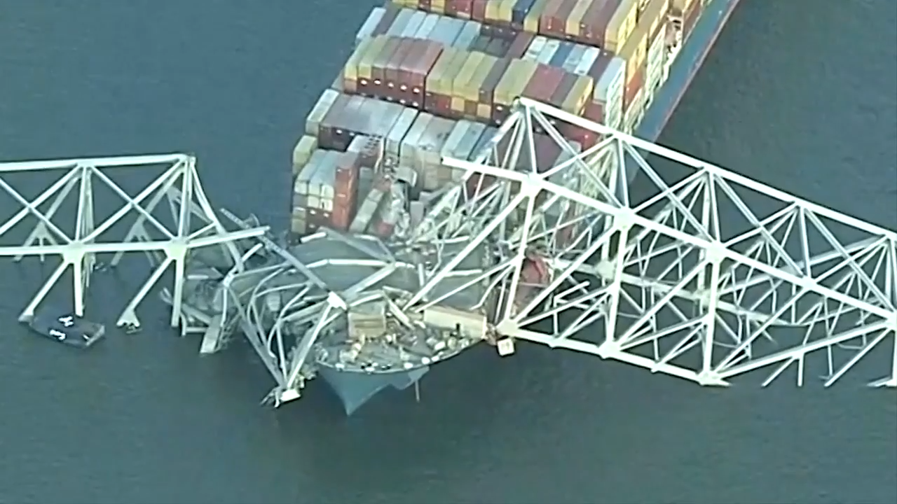 'Heroes' scrambled to stop traffic before Baltimore bridge collapsed; construction crew feared dead - WSVN 7News | Miami News, Weather, Sports - Vimarsana News