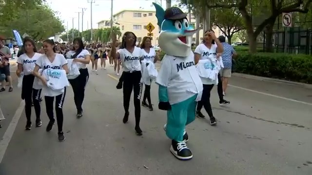 Miami Marlins kick off opening day from Pirates at loanDepot park – WSVN 7Information | Miami Information, Weather, Sports | Fort Lauderdale