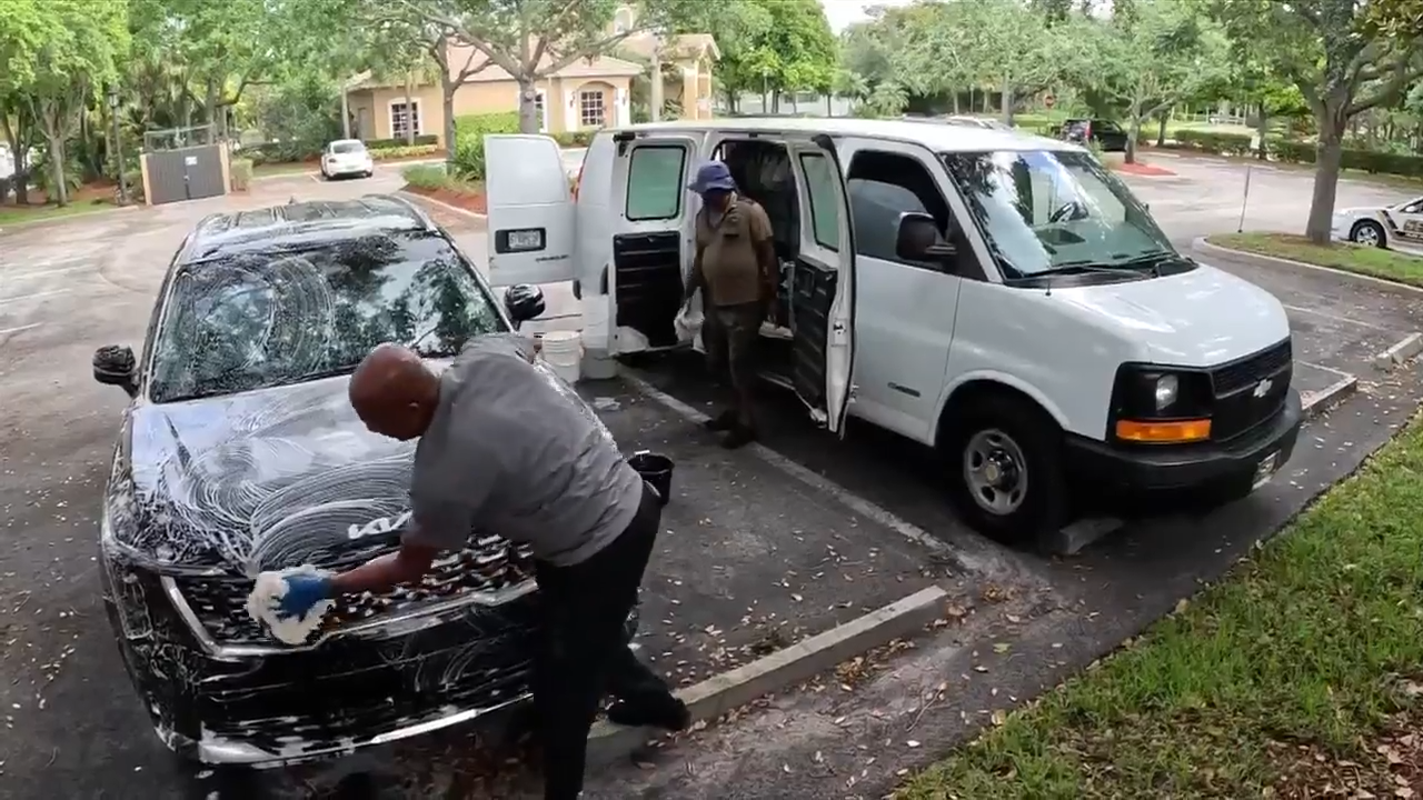 Mobile car wash is not a mobile car wash WSVN 7News Miami News