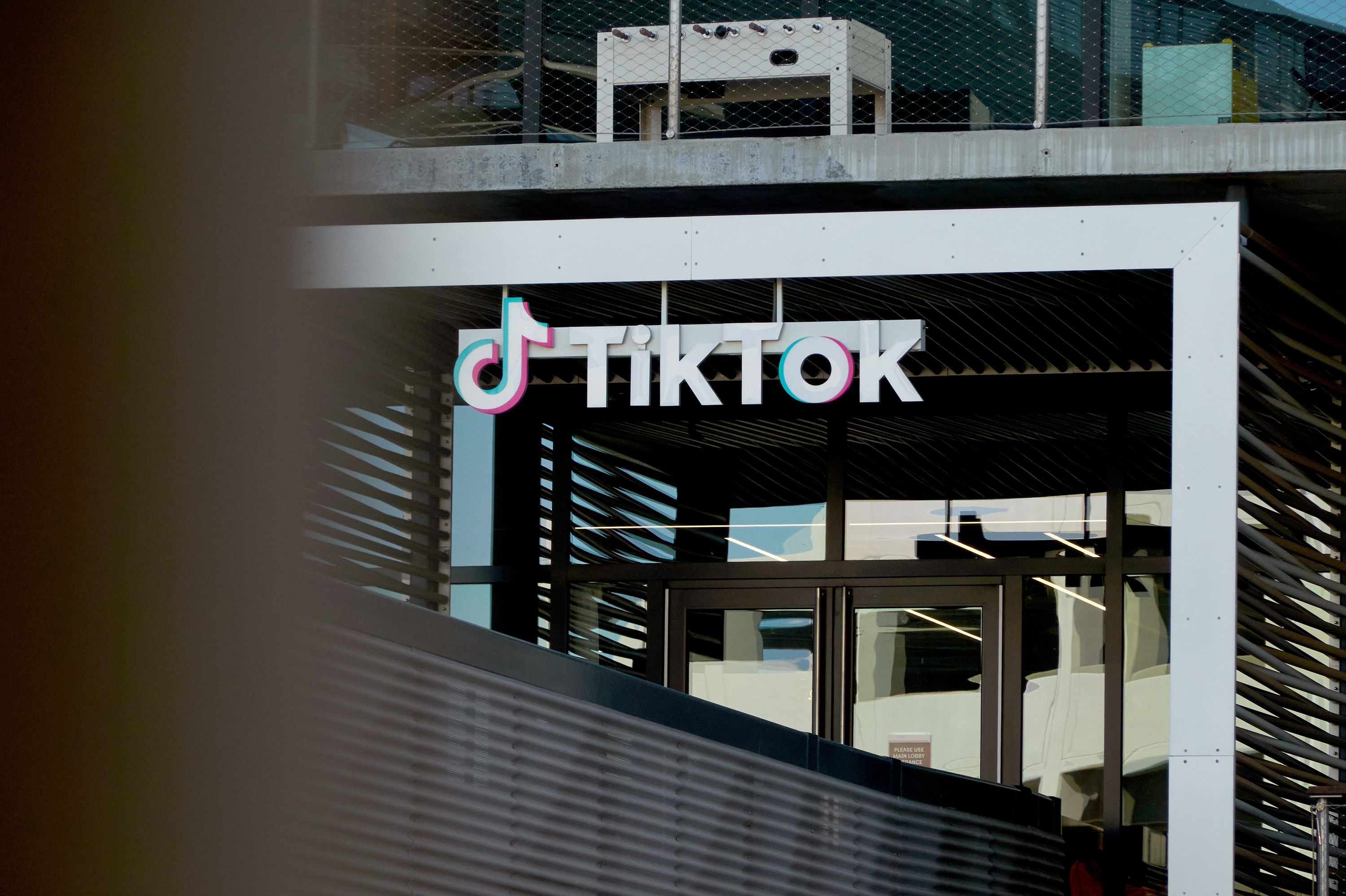 Ftc Investigating Tiktok Over Privacy And Security Wsvn 7news Miami