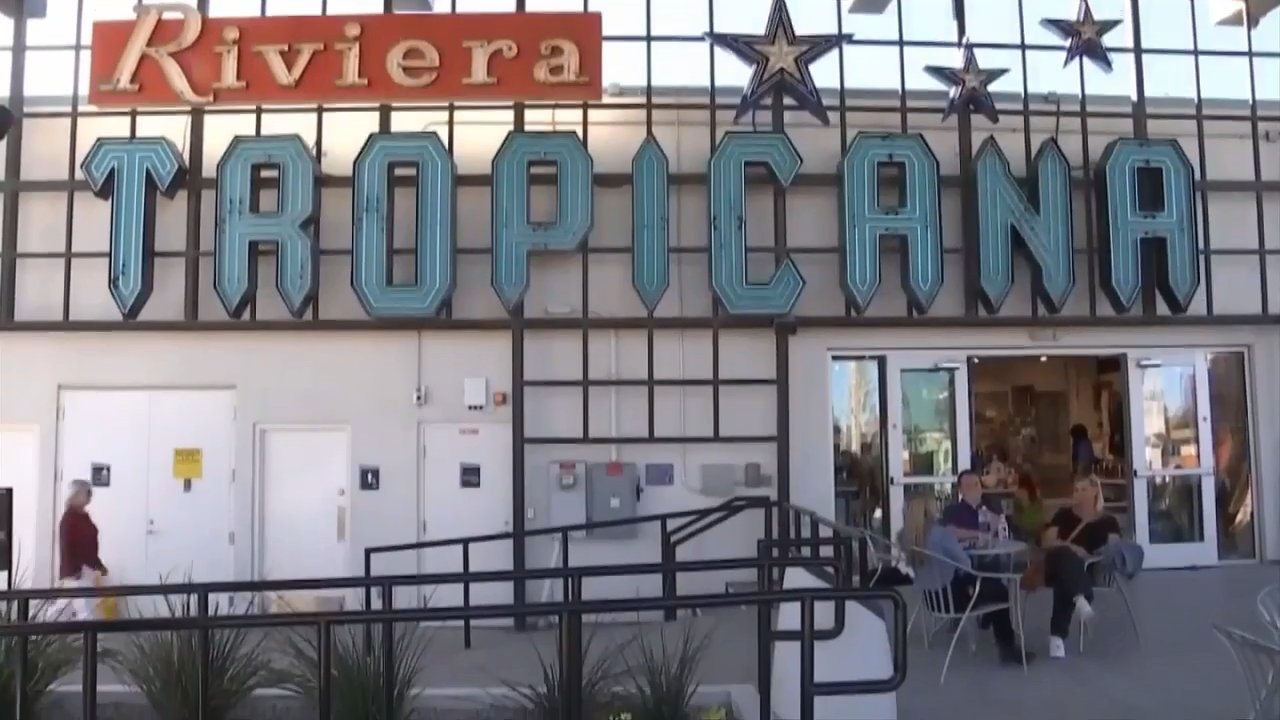 Las Vegas Strip, downtown casinos pay homage to the Tropicana on closing day
