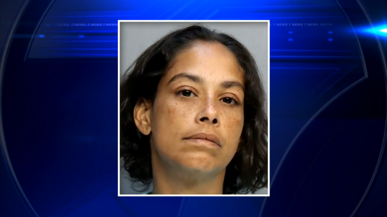 45-year-old woman arrested for allegedly sending bomb threats to a ...