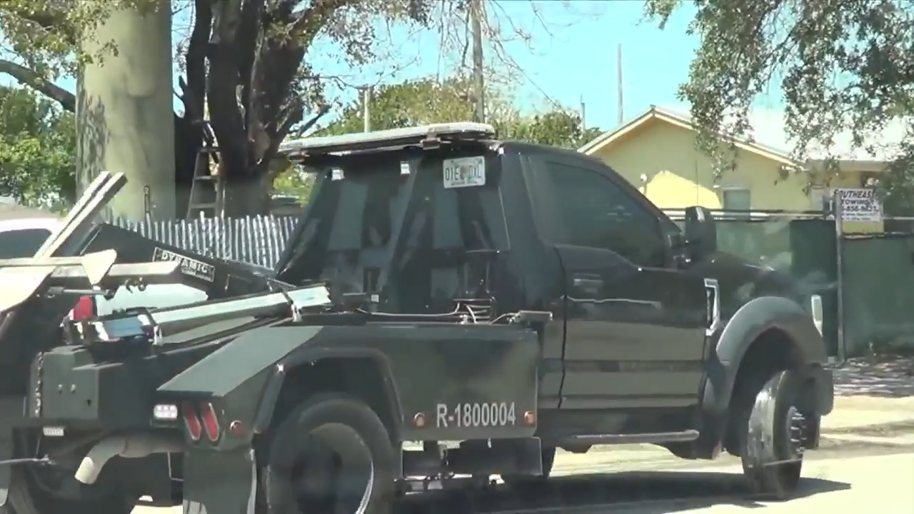 Sweetwater condo residents upset after their cars were towed; management says vehicles didn't have valid parking permits - WSVN 7News | Miami News, Weather, Sports - Vimarsana News