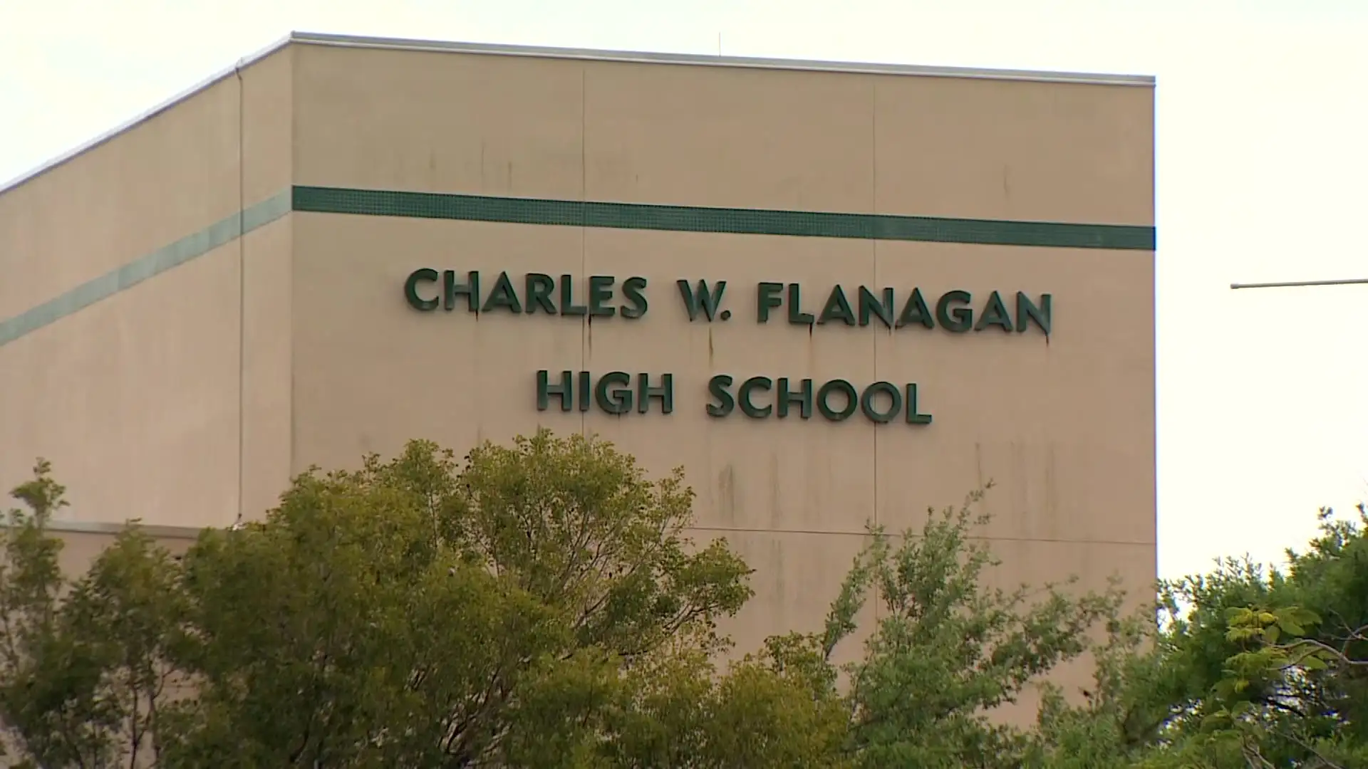 Lockdown lifted at Charles W. Flanagan High School in Pembroke Pines after reports of suspicious phone call - WSVN 7News | Miami News, Weather, Sports | Fort Lauderdale